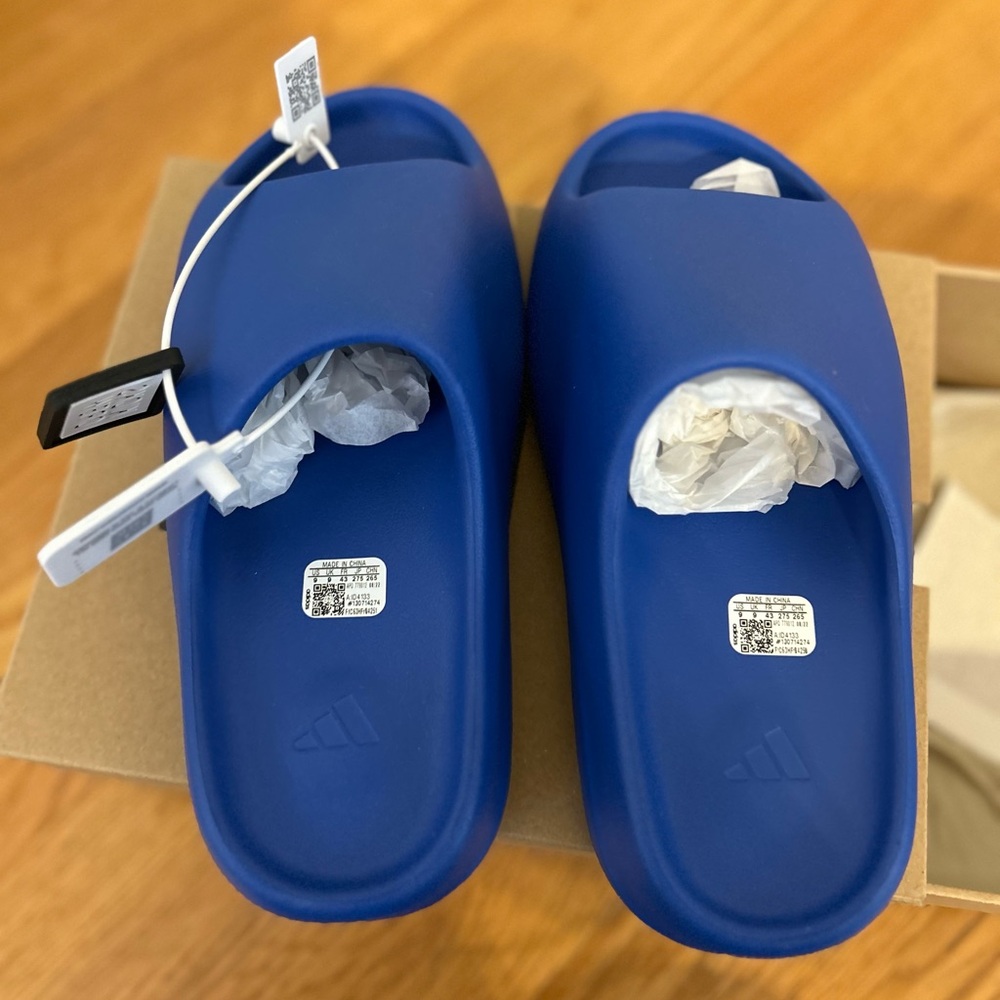 Adidas Yeezy Slide